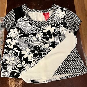 Oscar de la Renta Black and White Floral Blouse